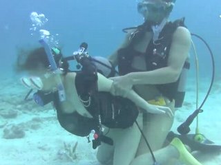 スキューバダイビングをしながら開放感溢れる海で水中セックスを楽しくギャルお姉さん JavyNow女性専用アダルト動画