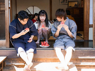北山シロ/平田つかさ/桐島達也/朝田ひまり　久しぶりに田舎に遊びに来た従姉妹が美少女に成長しドキドキしているイケメン従兄弟たちがこっそり誘惑され抜かれまくっちゃう女性優位な痴女エッチ spankbang女性のための無料アダルト動画