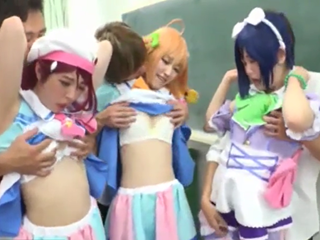 ゆうき/平田つかさ　アイドルを目指して頑張っている美少女たちが教室で踊りの練習中に入ってきたイケメン男子学生たちと流れで乱交して6Pエッチ spankbang女性専用アダルト動画