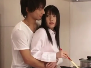 藤木一真/つぼみ　同棲中のイケメン彼氏へのささいな不満が積み重なり別れようと思っているかわいいOLさんが彼に求められてこれで最後にしようと受け入れちゃうイチャラブエッチ SILKLABO spankbang女性の為のエッチ動画