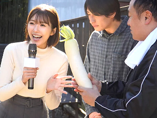 松本ケン/つばさ舞　地元の人々と交流を深めるハートウォーミングな番組の撮影をする美人レポーターが泊めてくれた親切なイケメン男性に就寝中に襲われちゃう無理やりエッチ SENZURI TUBE女性のための無料アダルト動画